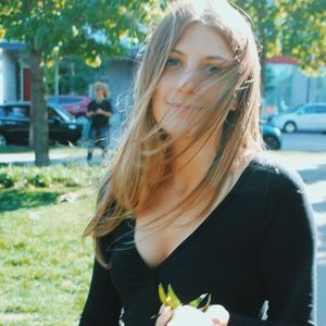 Meet your Posher, Abigail